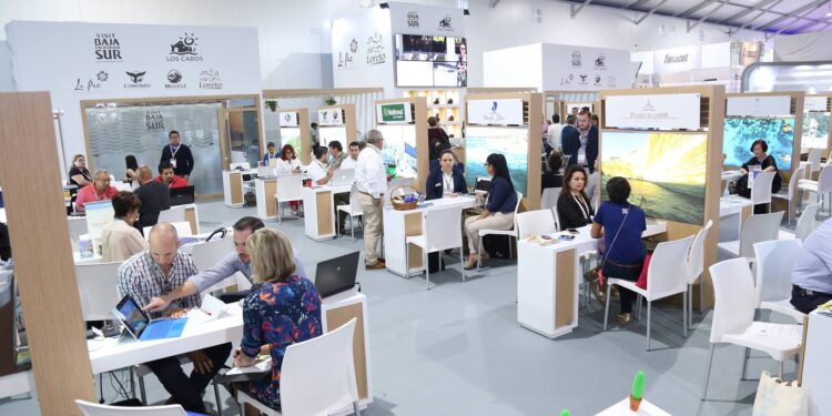 PRESENTE BCS EN TIANGUIS TURÍSTICO DE CDMX