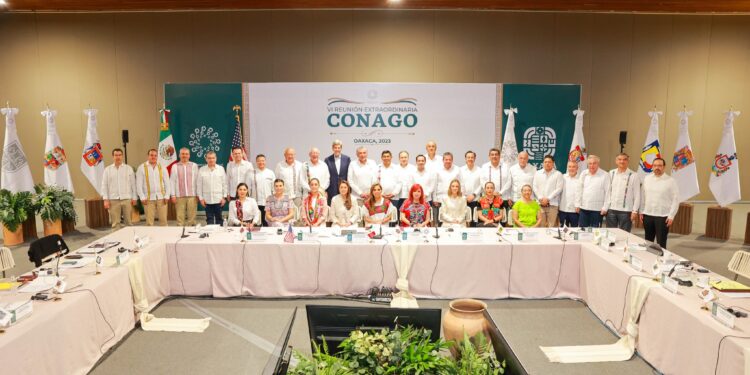 Asiste Víctor Castro a reunión de la CONAGO en Oaxaca