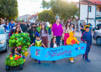 CON TRADICIONAL DESFILE CONMEMORAN EN MULEGÉ INICIO DE LA PRIMAVERA