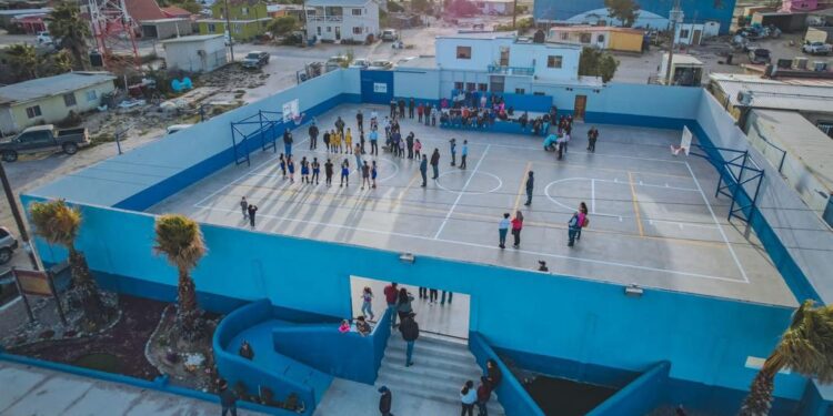 ANUNCIA ALCALDESA CONSTRUCCIÓN DE PROYECTOS DE REHABILITACIÓN Y MODERNIZACIÓN DEPORTIVA EN LA BOCANA Y PUNTA ABREOJOS