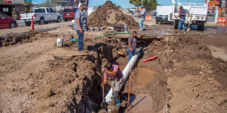 Fueron atendidas 267 fugas por parte del OOMSAPAS La Paz, en el transcurso del 06 al 12 de marzo