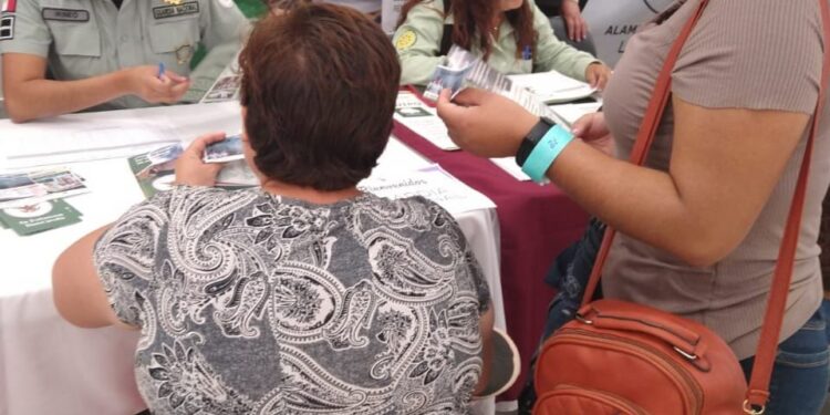 200 Personas atendidas en Feria de Empleo para Mujeres: SNE