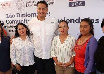 Se suma DIF La Paz al diplomado “Democracia familiar y Comunitaria”