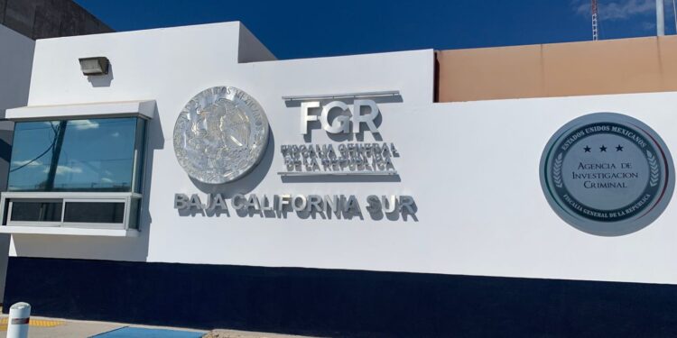 OBTIENE FGR VINCULACIÓN A PROCESO CONTRA DOS PERSONAS POR PORTACIÓN DE ARMA DE FUEGO