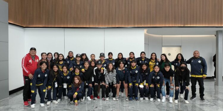 VIAJAN AJEDRECISTAS Y FUTBOLISTAS A MACROREGIONALES