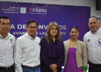 SNE-BCS E ISMUJERES FIRMARON CONVENIO DE COLABORACIÓN “PARALE A LA VIOLENCIA”