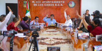 Aprueba Cabildo de Los Cabos el reconocimiento y entrega de bases sindicales a 35 trabajadores del Ayuntamiento