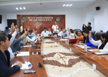 Cabildo de Los Cabos aprueba 5 cambios en el gabinete del alcalde Oscar Leggs Castro