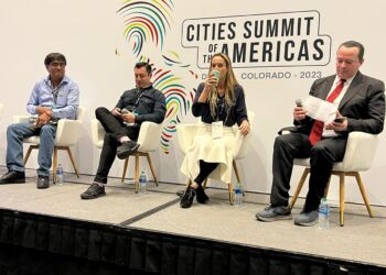 Presenta alcalde Oscar Leggs Castro en la Cumbre de las Américas avances de Los Cabos en economía circular