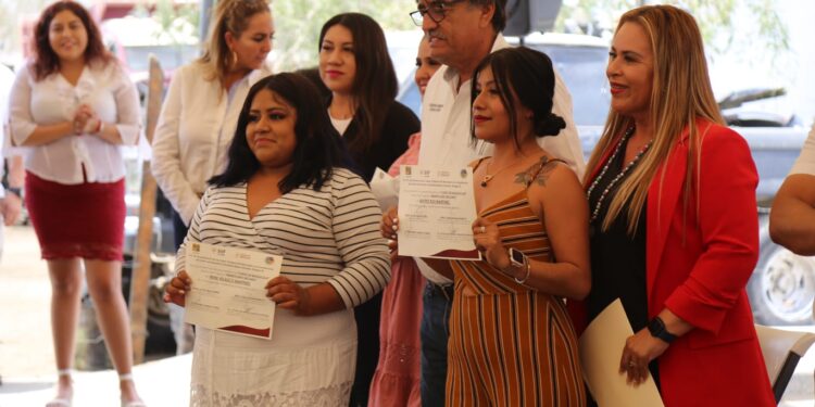 Suman más de 1 mil 400 personas capacitadas a través de los Centros de Desarrollo Comunitario en Los Cabos