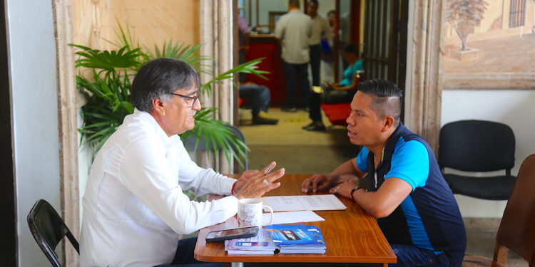 Oscar Leggs Castro, un alcalde cercano a la gente y sensible a las necesidades de la población en Los Cabos