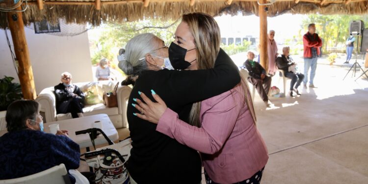 Sistema DIF Los Cabos otorga atención oportuna a 99 personas adultas mayores a través de la Coordinación de Casa de Día