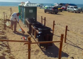 Colocará Servicios Públicos 80 contenedores de basura en diferentes playas de Los Cabos