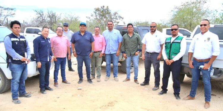 Realizan autoridades del XIV Ayuntamiento recorrido de supervisión previo al inicio de la obra de electrificación de La Candelaria