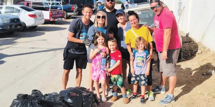 Comunidad extranjera se une a las jornadas de limpieza en Los Cabos