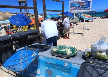 Continúa Zofemat Los Cabos con la recolección de residuos sólidos en las playas