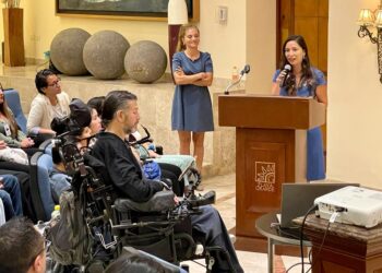 Gobierno de Los Cabos presente en la 9na Jornada Informativa “Orientando a las Familias en la Intervención del Autismo”