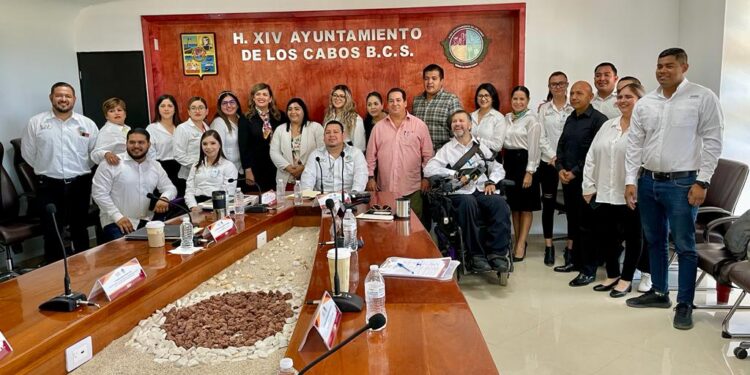 Junta de Gobierno del IMDIS Los Cabos ratifica a Perla María Valles Cota como directora general del Instituto