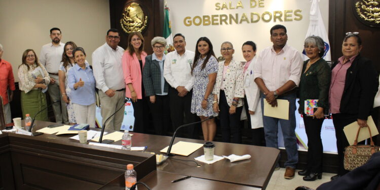 Se reúne titular del IMSS Baja California Sur con diputados del Congreso del estado