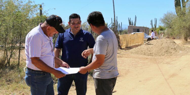 Avanza Ayuntamiento de La Paz en el Programa de Electrificación 2023