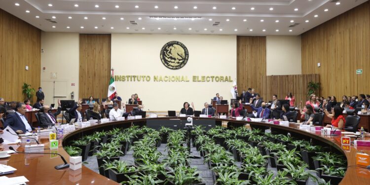 Aprueba INE nueva integración de las presidencias de las comisiones permanentes y de otros órganos