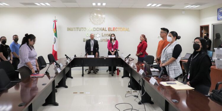 LA COMISIÓN LOCAL DE VIGILANCIA DEL INE EN BCS REALIZA LA DESTRUCCIÓN DE 7 MIL 323 CREDENCIALES PARA VOTAR