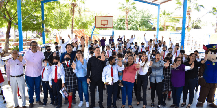 PAZ PARA LA PAZ PROGRAMA DE LA PGJE PARA CONTRIBUIR A ELIMINAR LA VIOELNCIA EN LAS ESCUELAS