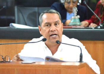 Pide diputado LAD se decrete el traslado de Poderes a SJD para conmemorar la historia de hombres y mujeres el 08 de abril de cada año