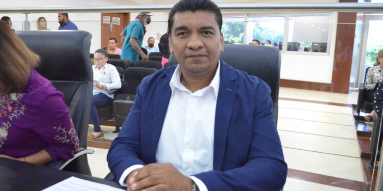 En mayo dictamen de armonización de Movilidad y Seguridad vial: diputado Manuel Guerrero