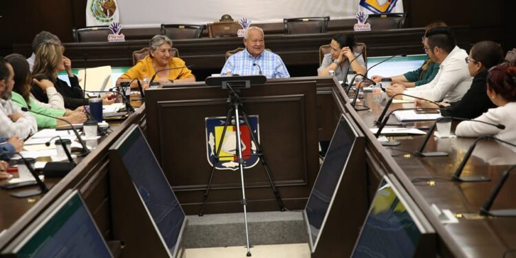 Gobernador encabeza reunión de comité del Fideicomiso para la Atención de Daños Ocasionados por Desastres Naturales