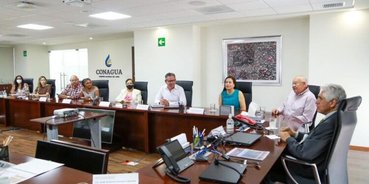 BUSCAN GOBERNADOR Y ALCALDESA RESPALDO A PROYECTO POTABILIZADOR DE AGUA DE PRESA DE LA BUENA MUJER