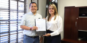 INVI RECIBE ESCRITURA PÚBLICA DEL PREDIO DONADO POR EL H. XVII AYUNTAMIENTO DE LA PAZ