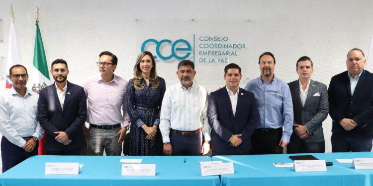 LAS Y LOS JÓVENES, SON LA FUERZA PRODUCTIVA DE BCS: HOMERO DAVIS&nbsp;