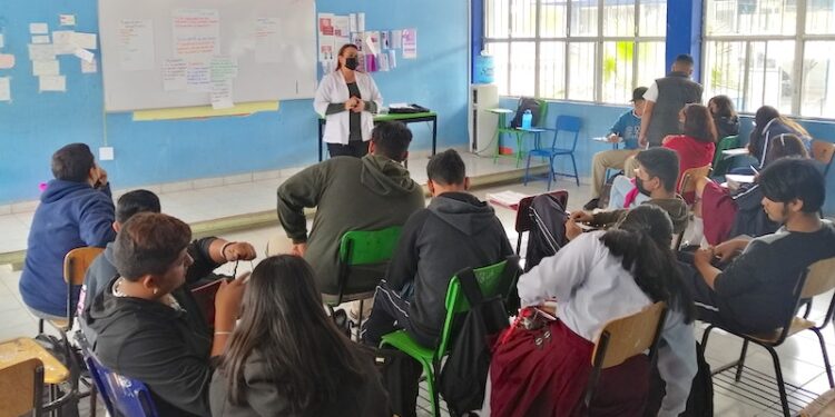 APLICAN TAMIZAJES PARA DETECTAR PROBLEMAS EMOCIONALES EN ESTUDIANTES LORETANOS