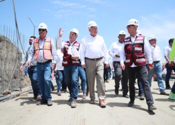 SUPERVISAN GOBERNADOR VCC Y DIRECTOR GENERAL DEL ISSSTE, AVANCE EN NUEVA CLÍNICA HOSPITAL DE CSL