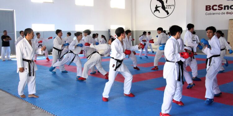 TENDRA KARATE PRIMERA CONCENTRACIÓN RUMBO A NC