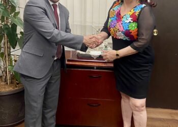 Avanza iniciativa para la reducción de la jornada laboral en México