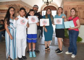 Gobierno de Los Cabos beneficia a más familias con la entrega de apoyos sociales; el compromiso de servir es permanente
