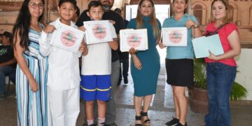 Gobierno de Los Cabos beneficia a más familias con la entrega de apoyos sociales; el compromiso de servir es permanente