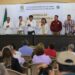 Preside alcalde Oscar Leggs Castro la ceremonia de reconocimiento y entrega de bonos a maestras y maestros jubilados en SJC