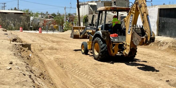 “Desde el Cabildo seguiremos con las gestiones para que la obra pública no se detenga en Los Cabos”: V regidor Omar Orbe Vargas