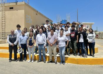 &nbsp;A través de Cultura del Agua del OOMSAPAS Los Cabos, estudiantes del COBACH 04 realizan visita guiada a la planta desaladora en CSL