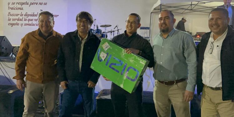 Celebra Gobierno Municipal al magisterio cabeño; reconocen su labor en la formación de la sociedad