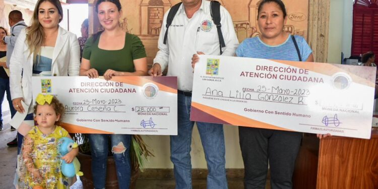 Gobierno de Los Cabos suma beneficios para la ciudadanía; hacen entrega de más de $150 mil pesos en apoyos económicos