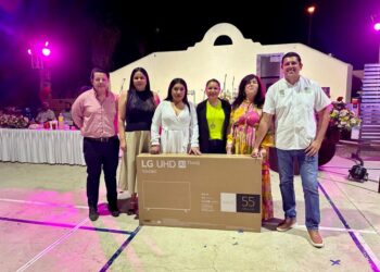 Con el festival en La Ribera, inician las celebraciones del DIF Los Cabos por el Día de las Madres