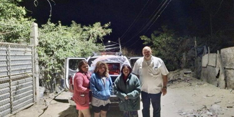 DIF Los Cabos da atención a las 50 personas afectadas por el incendio ocurrido en la colonia EL Caribe Bajo en CSL