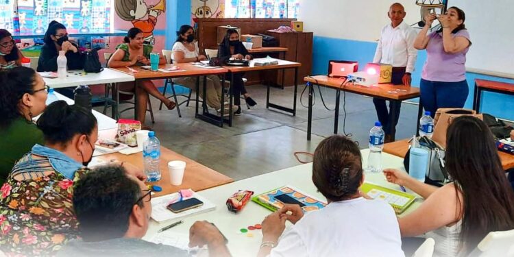 Continúa IMDIS Los Cabos capacitando a la población interesada en aprender Lenguaje de Señas Mexicanas (LSM)