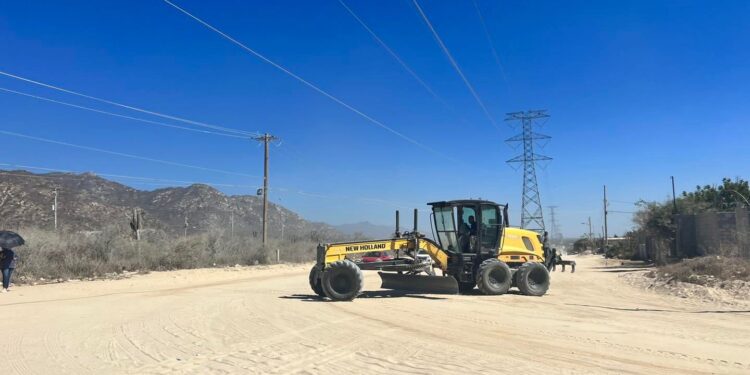 Ante el inicio de la Temporada de huracanes 2023, refuerza Servicios Públicos la limpieza de caminos en la zona rural