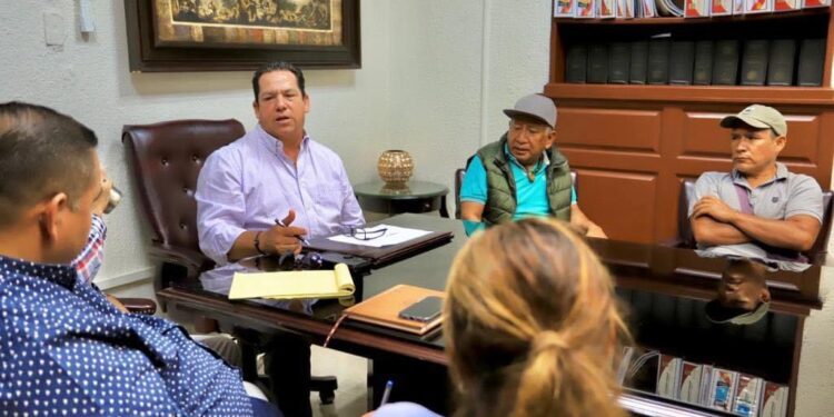 Continúa el XIV Ayuntamiento de Los Cabos trabajando en el ordenamiento del tianguis Las Palmas en CSL