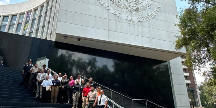 Participan Bomberos de Cabo San Lucas en reunión en el Senado de la República&nbsp;